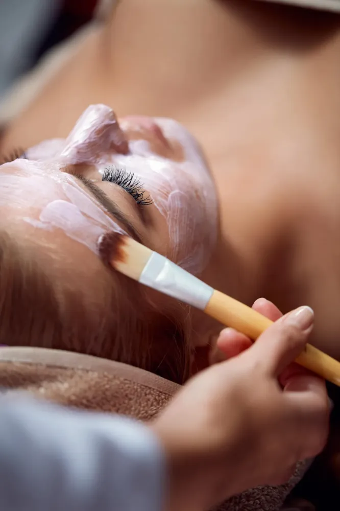 soins du visage et massage à Saint-Estève